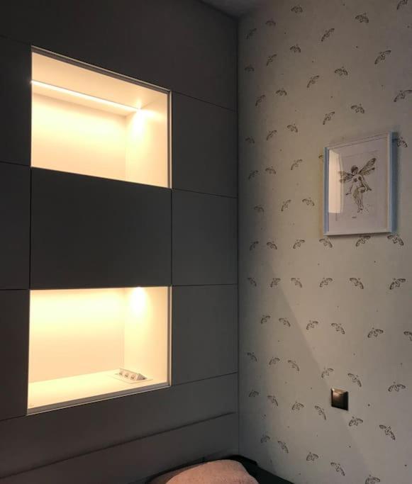 Artsy Central Flat Рига Екстериор снимка